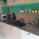 招待所 Trandafir 艾特韦